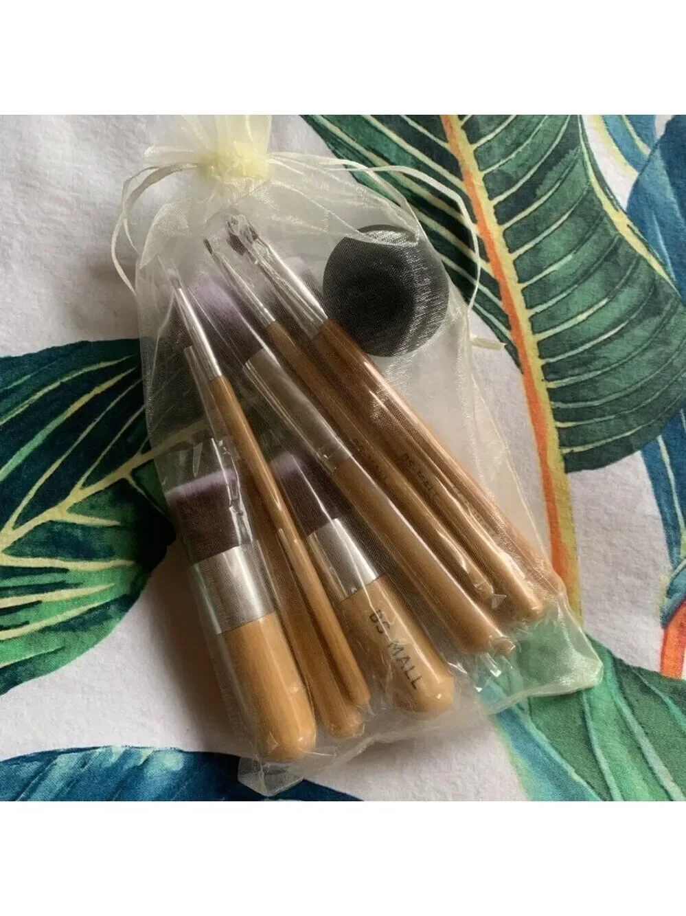 Small Makeup Brush Set 11Pcs Bamboo Synthetic Kabuki Brush Set